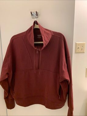 Old Navy 1/4 zip sweatshirt